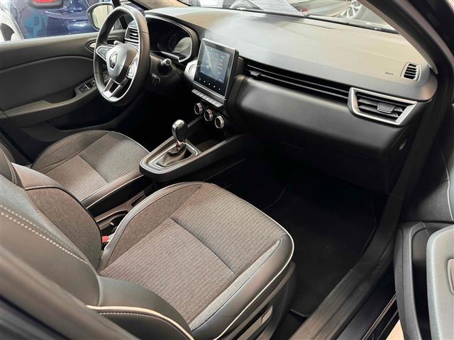 RENAULT Clio 5 Porte 1.6 E TECH Hybrid 140cv Intens Auto