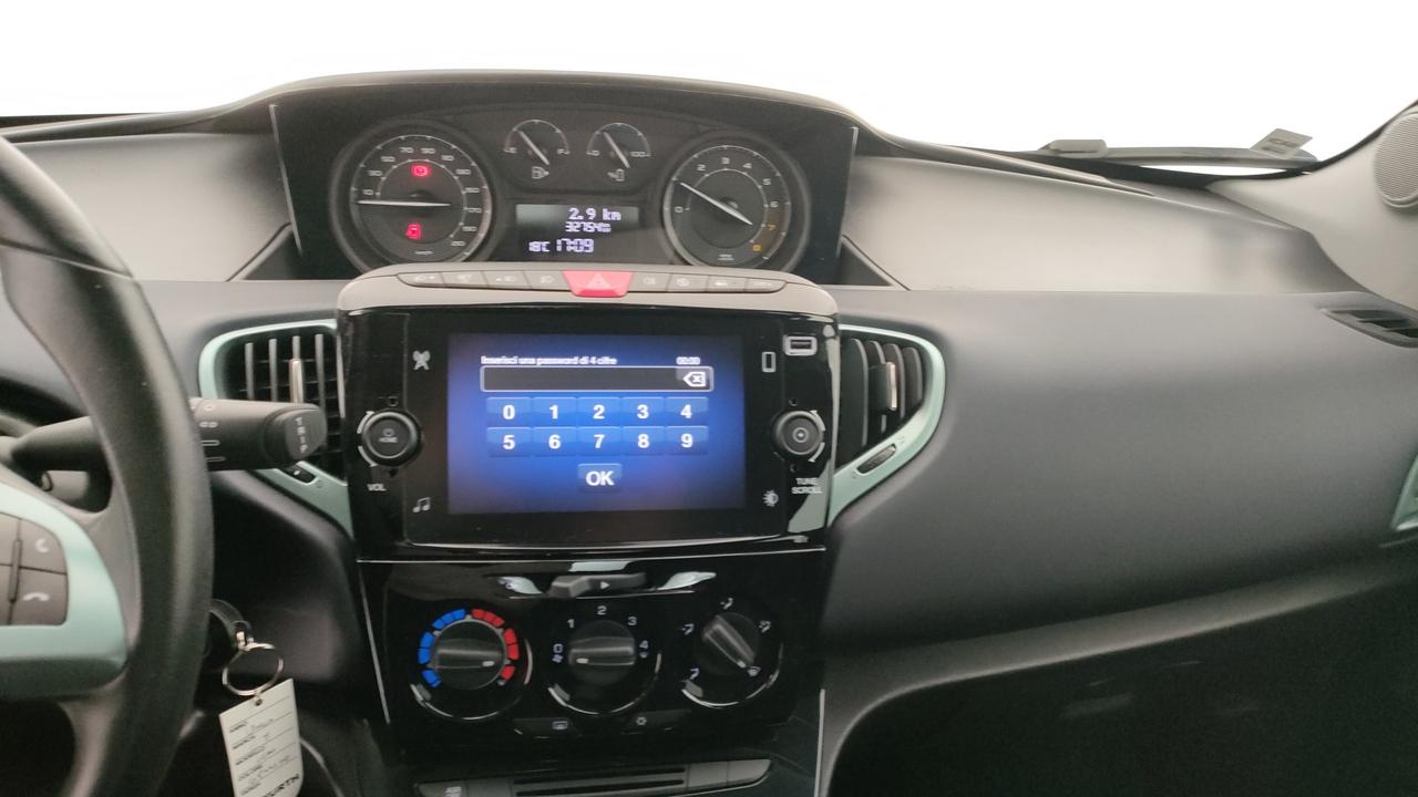 LANCIA Ypsilon 1.0 firefly hybrid Gold s&s 70cv