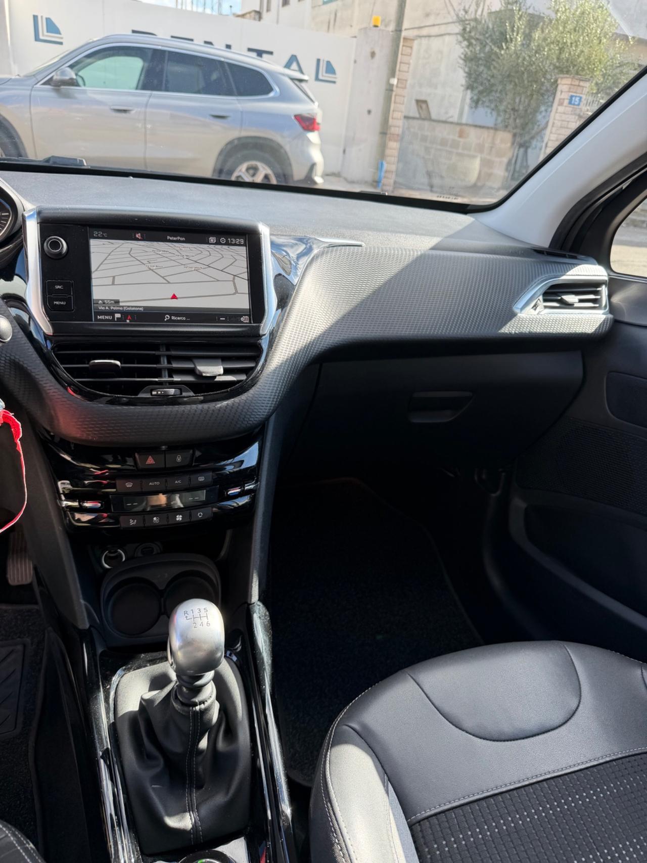 Peugeot 2008 ALLURE 1.5 100 cv-2018/NAVI/PELLE