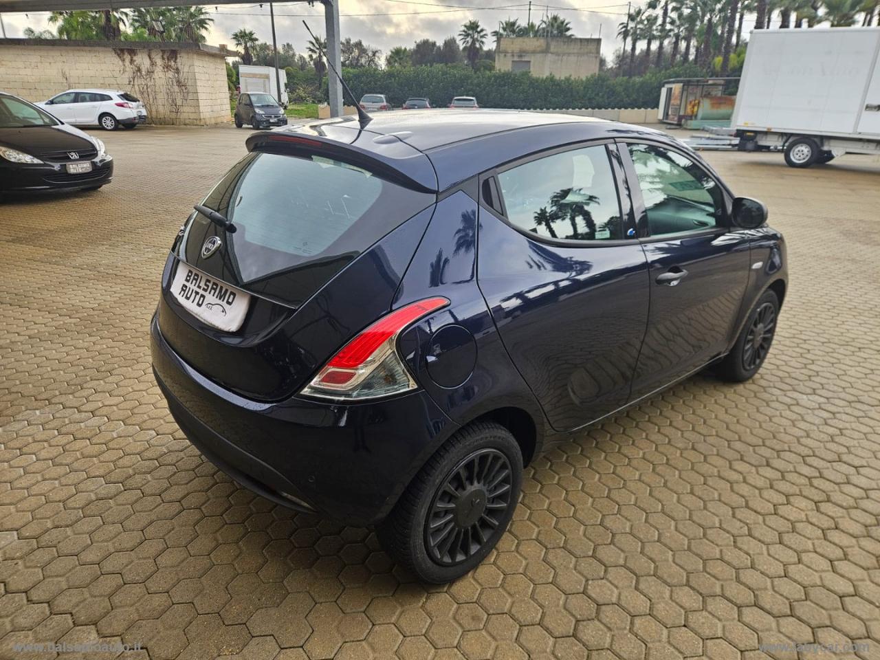 LANCIA Ypsilon 1.2 69 CV 5p. GPL Ecochic Gold