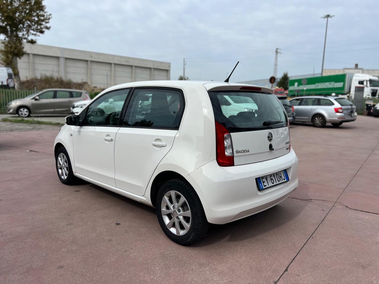 Skoda Citigo 1.0 68 CV 5 porte Active G-Tec