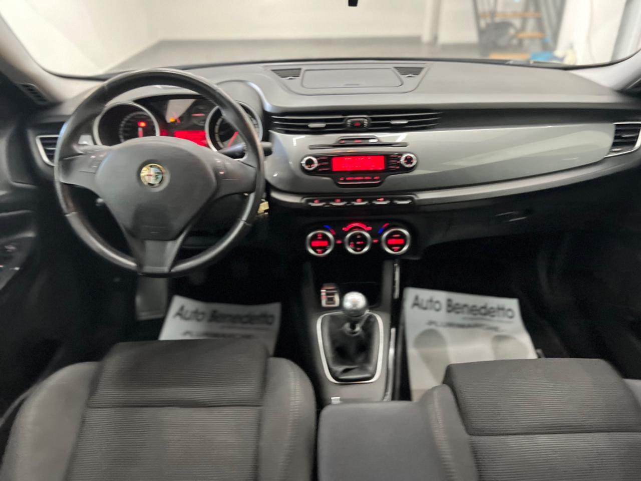 Alfa Romeo Giulietta 1.6 JTD 105 CV Distinctive 201