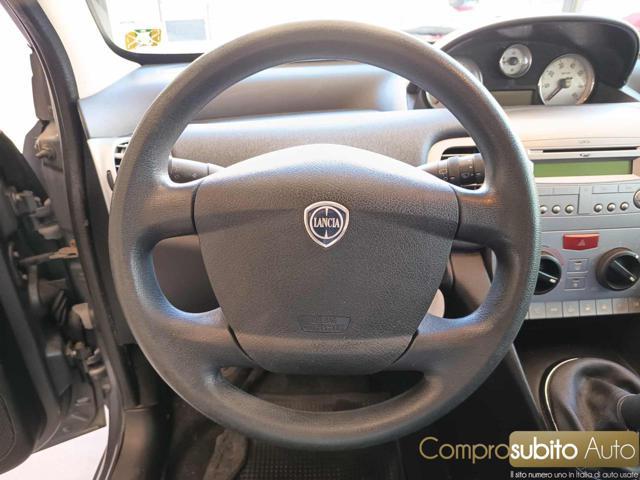 LANCIA Ypsilon 1.3 MJT 75 CV Platino