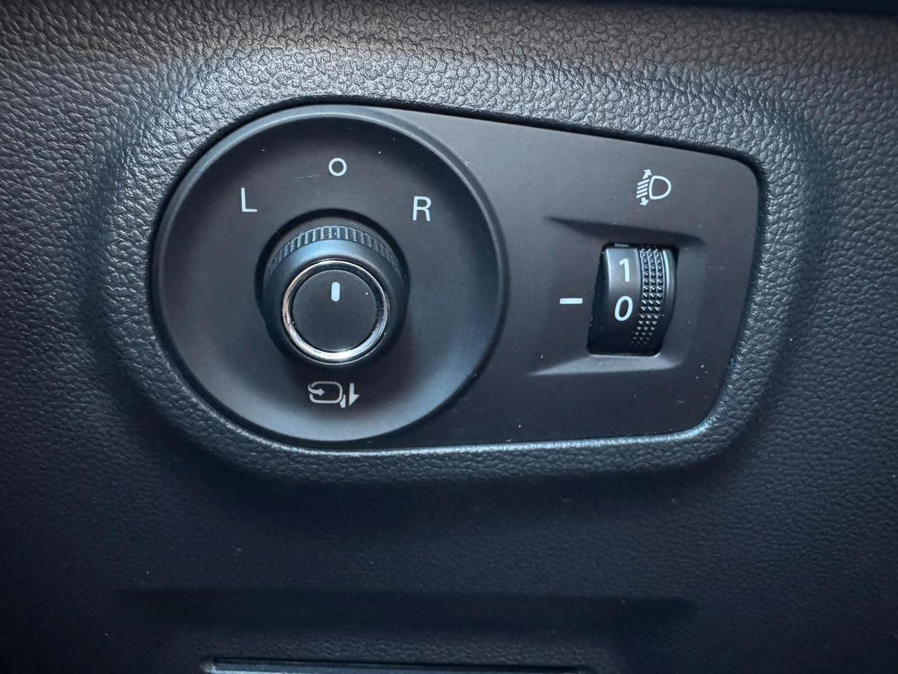 MG ZS 1.5 VTi-TECH 106cv 2022!!! LUXURY!!!