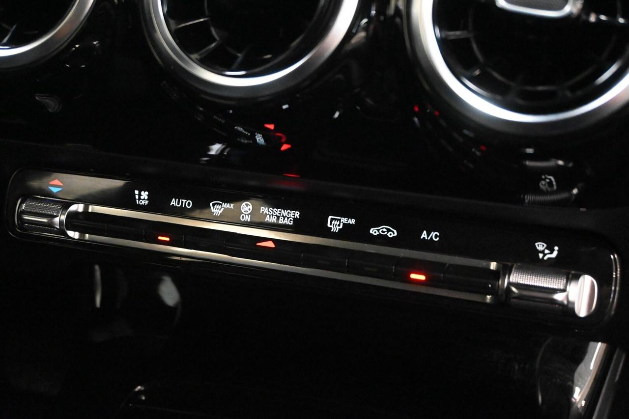MERCEDES CLA S.Brake (X118) CLA 180 d Automati...