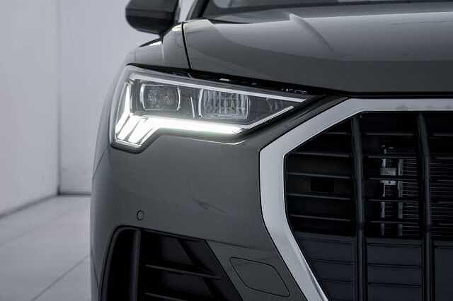 Audi Q3 35 TFSI 150cv MHEV Stronic Business