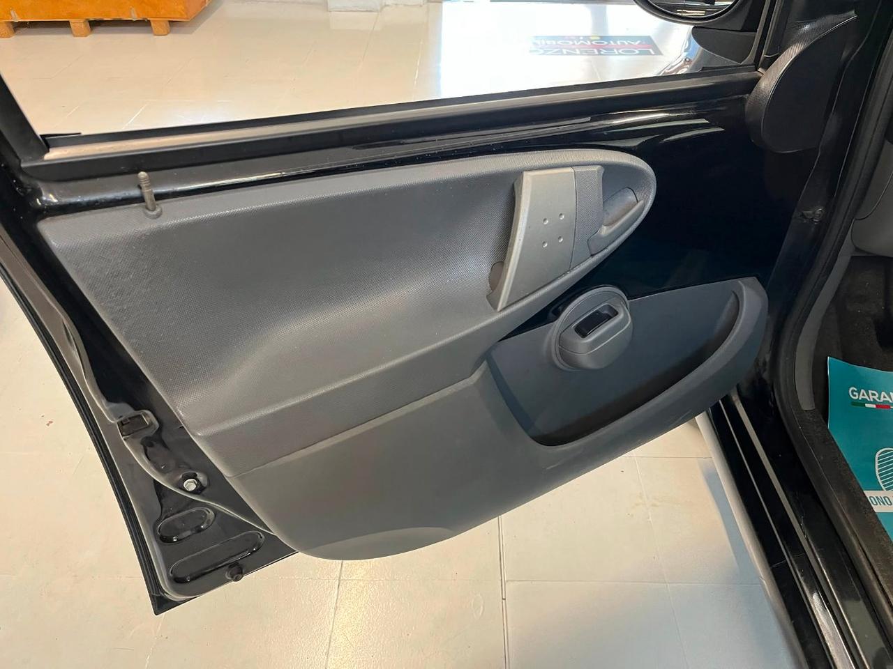 Toyota Aygo 5 Porte Aygo 5p 1.0 Now