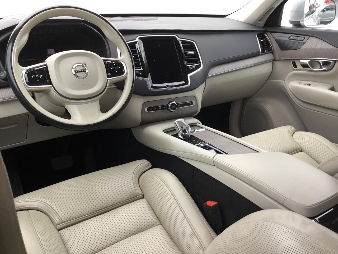 Volvo XC 90 B5 (d) AWD AUT. 7 posti Ultimate Bright