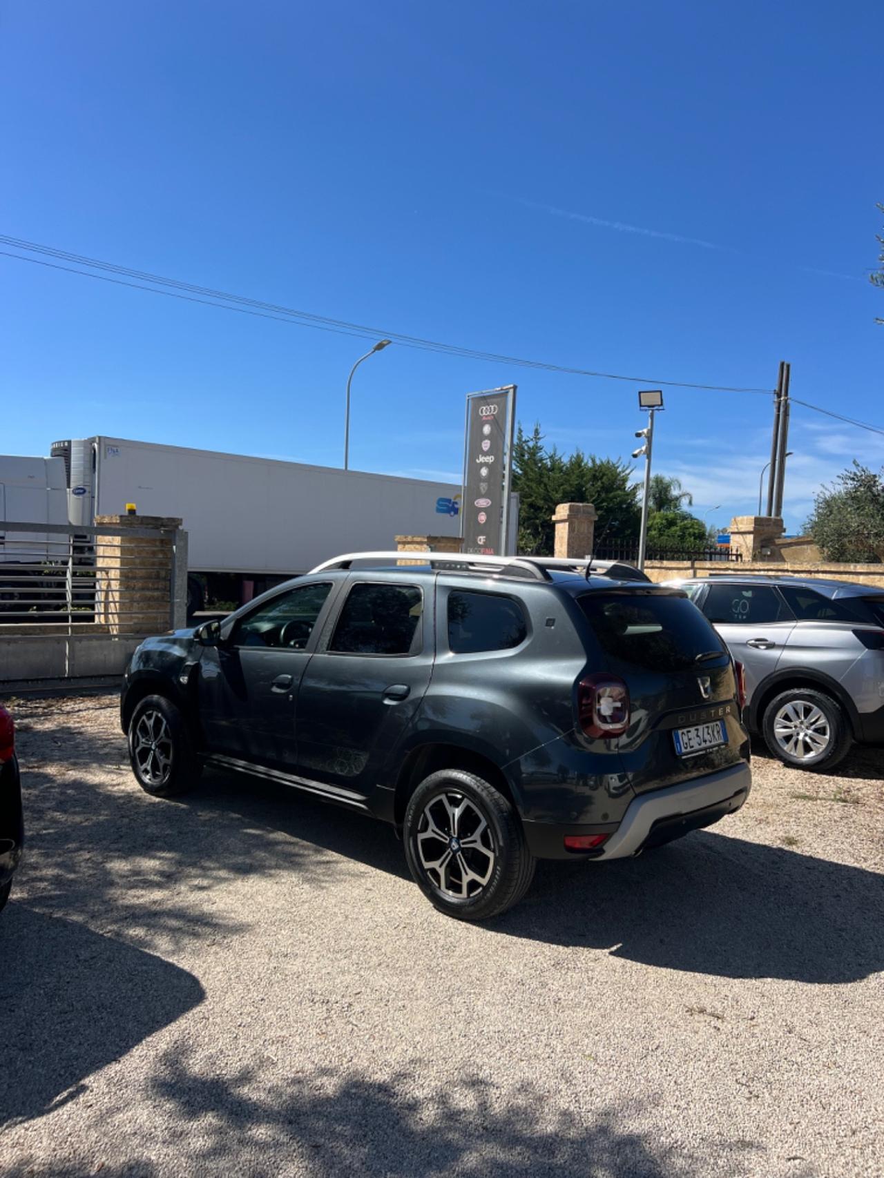Dacia Duster 1.0 TCe 100 CV ECO-G 4x2 15th Anniversary