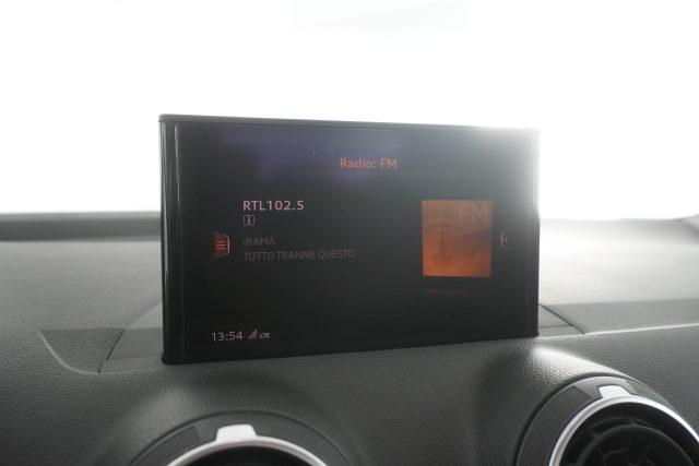 AUDI Q2 Q2 30 TDI S tronic Business