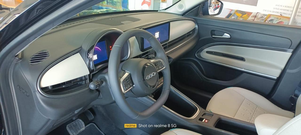 Fiat 600 Hybrid 100 CV DCT MHEV La Prima