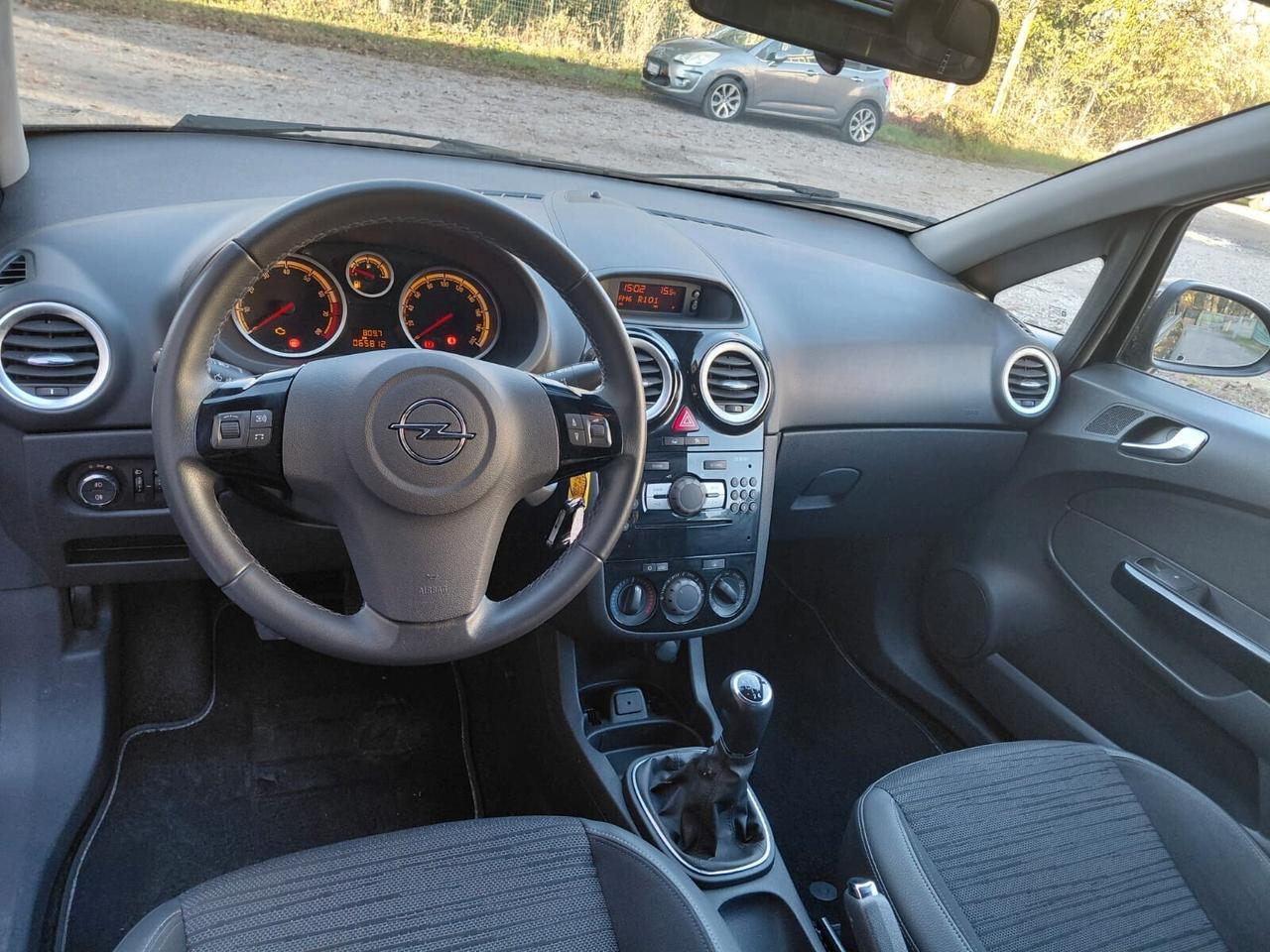 Opel Corsa 1.2 benzina UNICO PROPRIETARIO (Neopatentati)