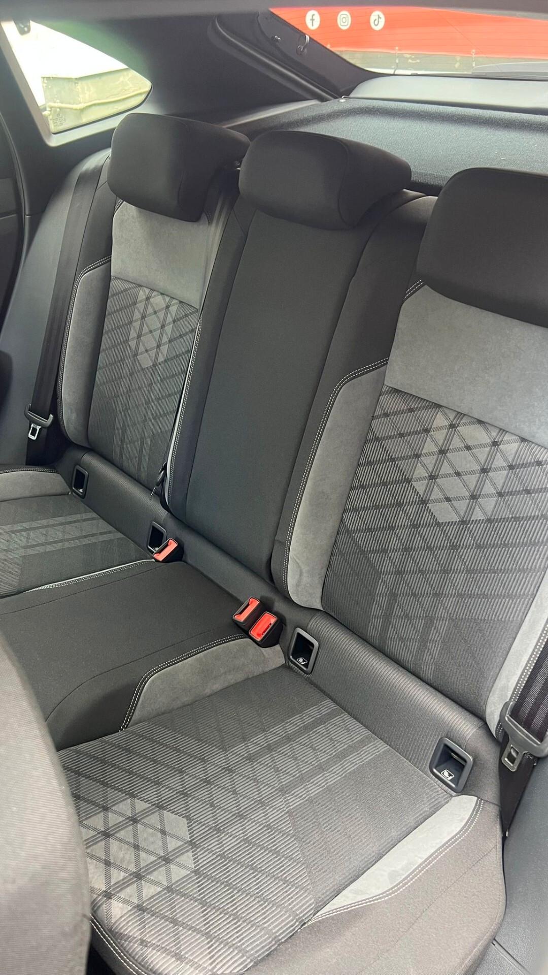 Volkswagen Taigo 1.0 TSI 115 CV R-Line Plus