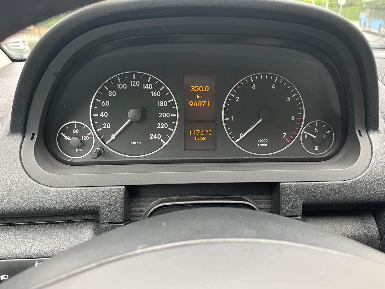 Mercedes-benz A 160 1.5benzina/95CV/neopatentati/Euro5/unico proprietario/5Porte e 5Posti