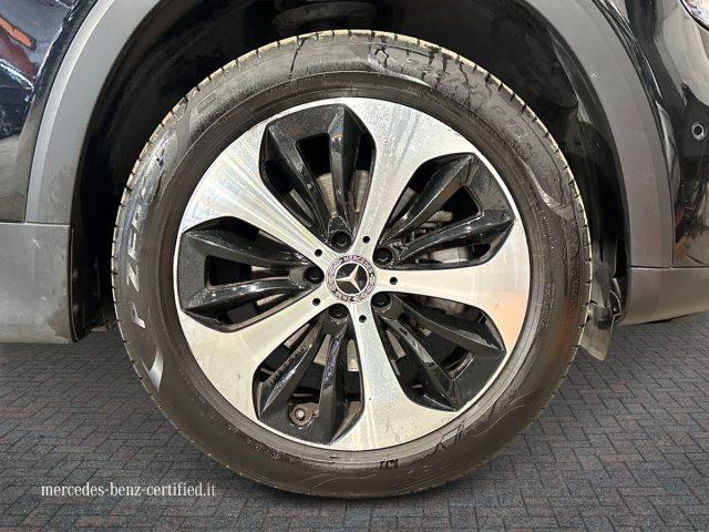 MERCEDES-BENZ GLB 180 d Automatic Sport Plus