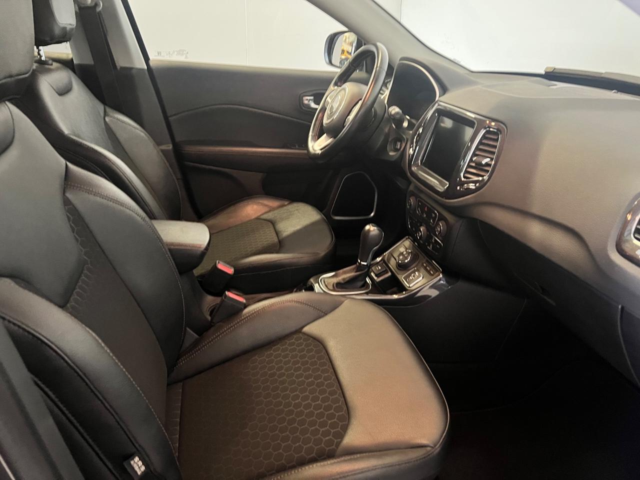 Jeep Compass II 2017 1.3 turbo t4 phev Limited 4xe at6