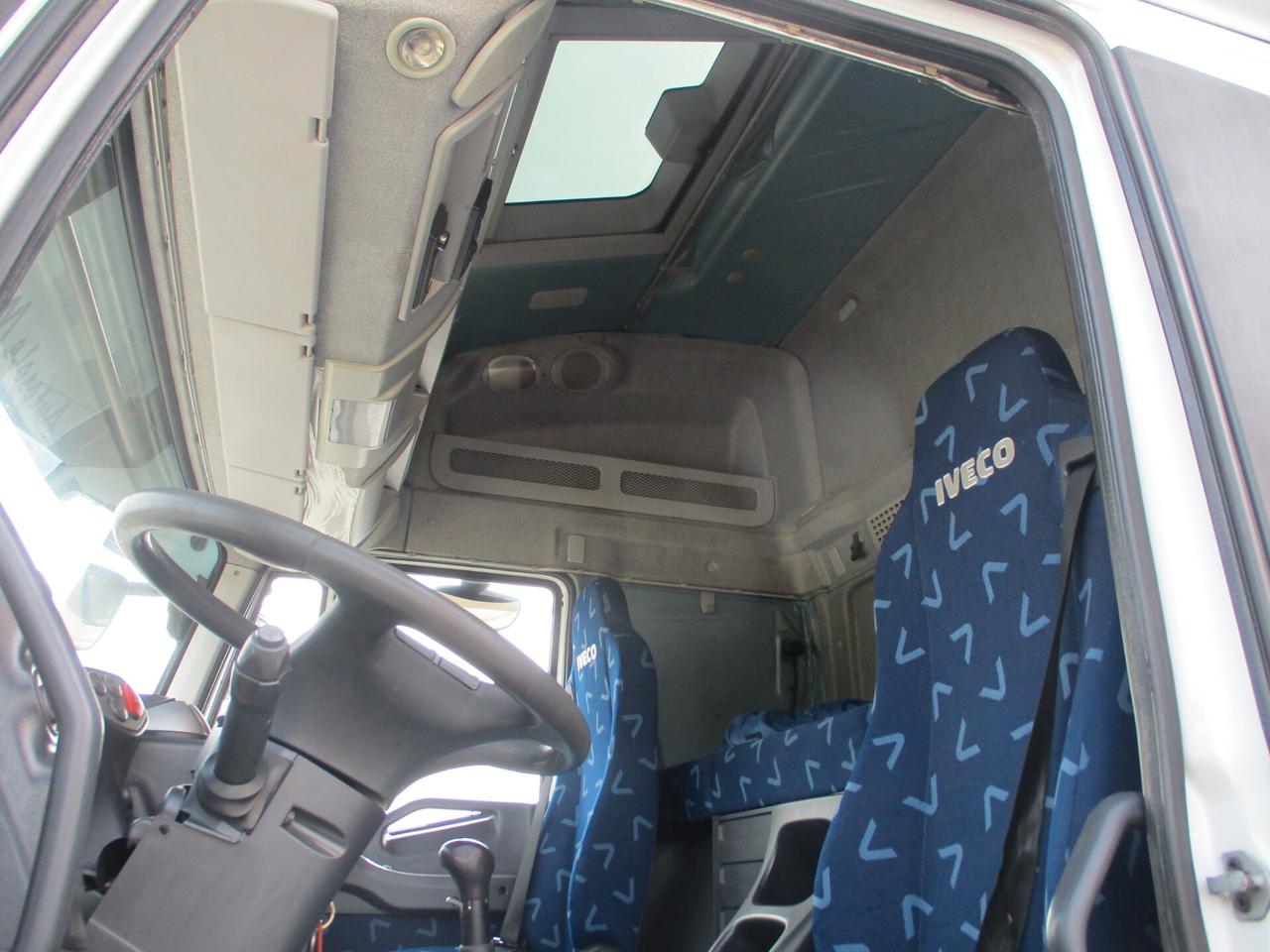 Iveco STRALIS 360 E5 ZF FRIGO+PEDANA 30Q 9.60M 23 PEDANE