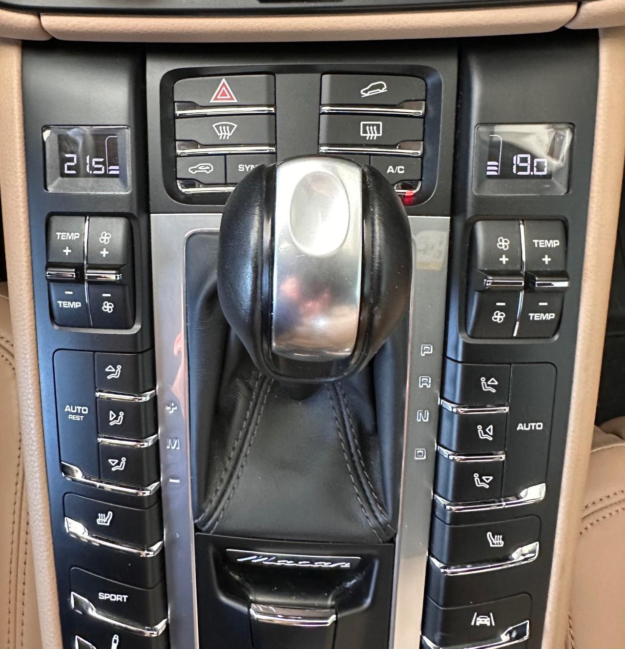 Porsche Macan 2.0 245cv pdk