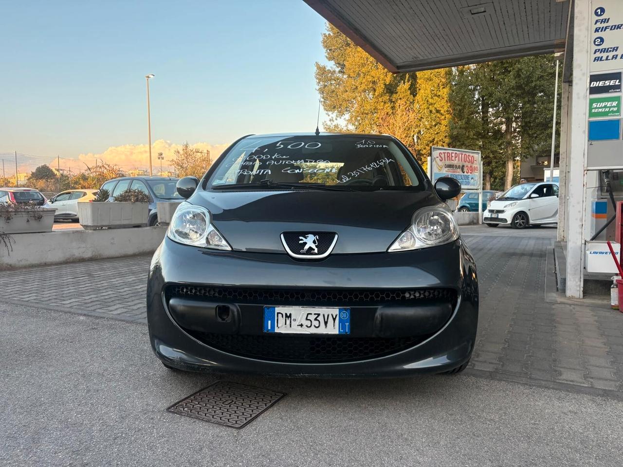 Peugeot 107 1.0 68CV 5p. Sweet Years 2Tronic