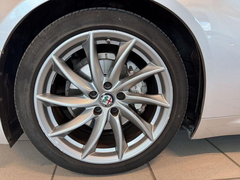 Alfa Romeo Giulia 2.2 Turbodiesel 180 CV AT8 Eco Business