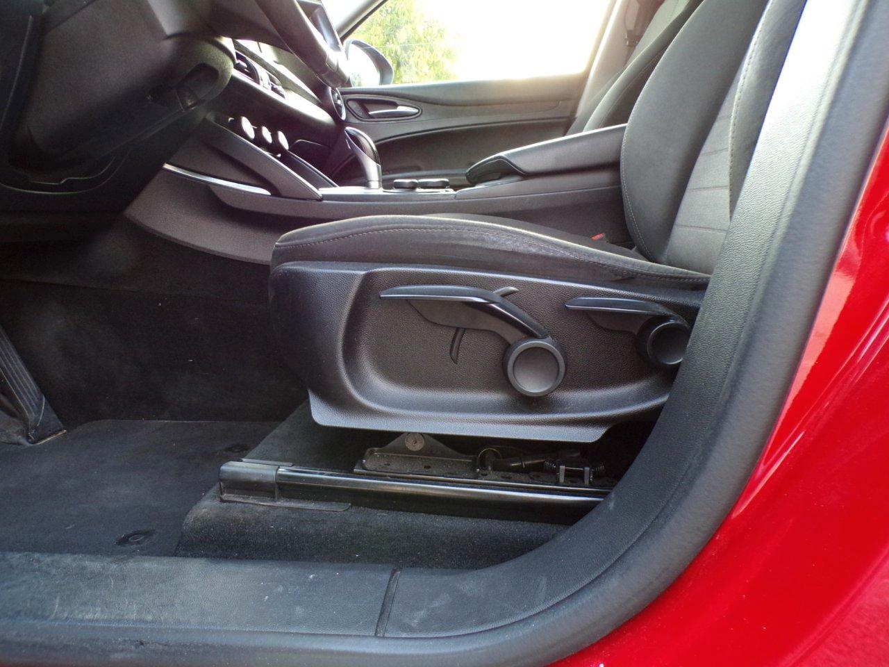 Alfa Romeo Stelvio 2.2 t Business rwd 160cv auto my19