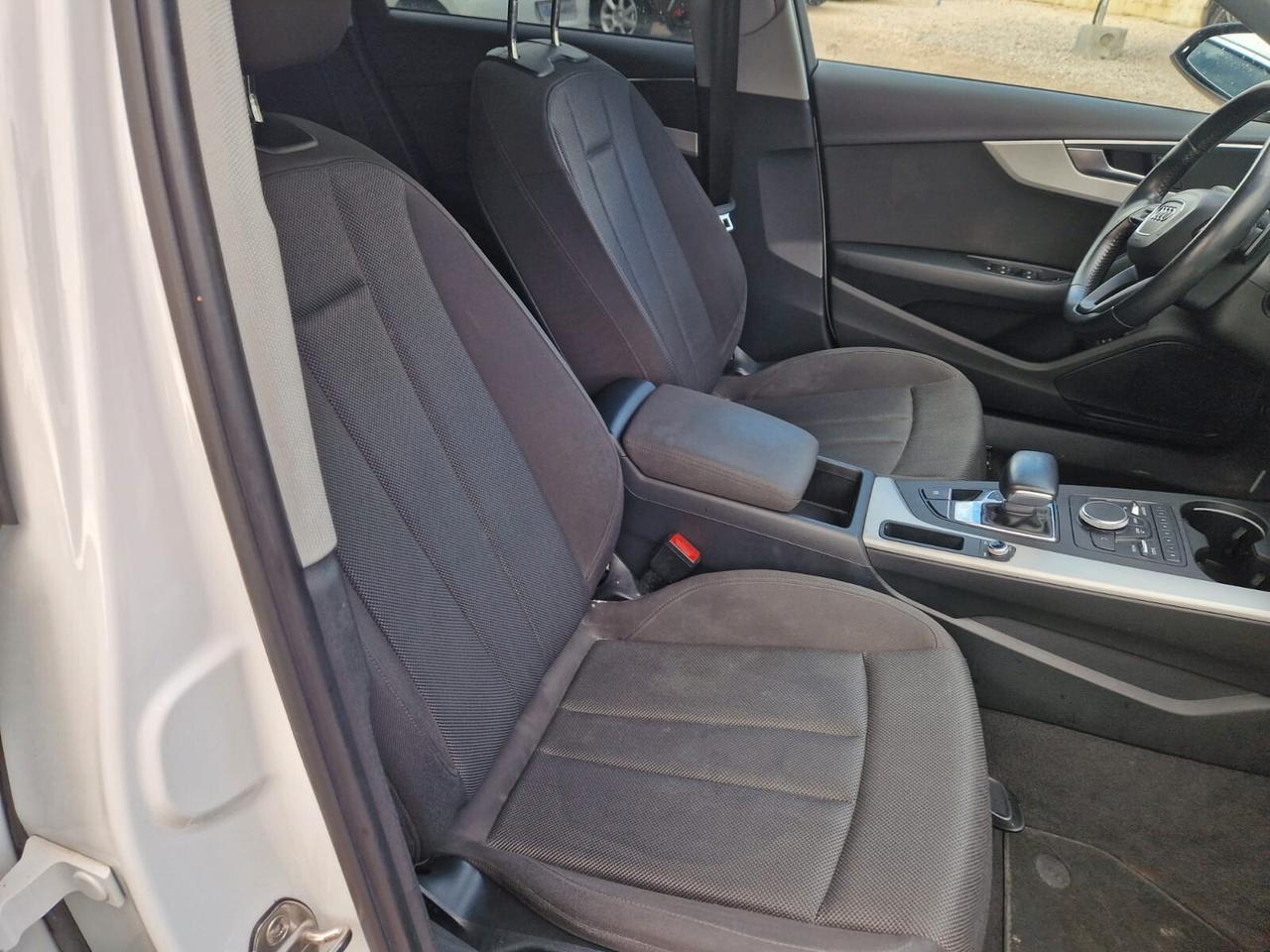 Audi A4 Avant 35 TDI S tronic Business