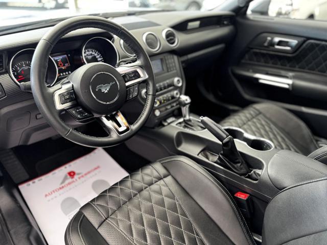 FORD Mustang Fastback 2.3 EcoBoost aut - Body Kit Shelby GT350