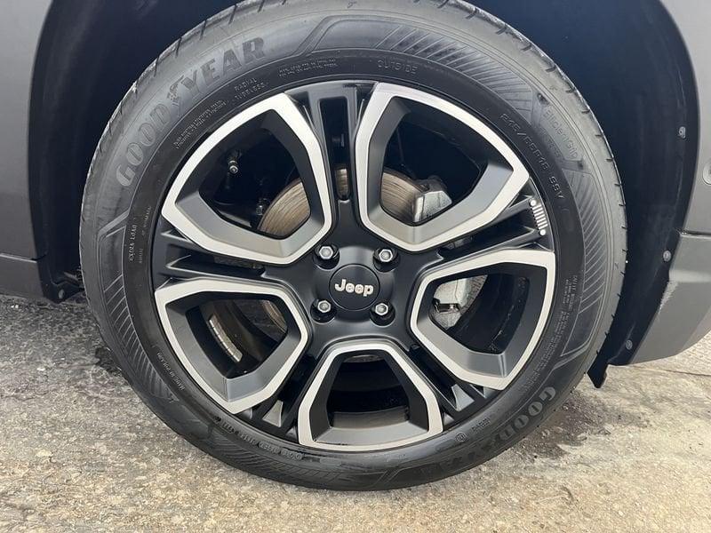 Jeep Avenger Avenger 1.2 turbo Summit fwd 100cv TUA DA 229,00 AL MESE