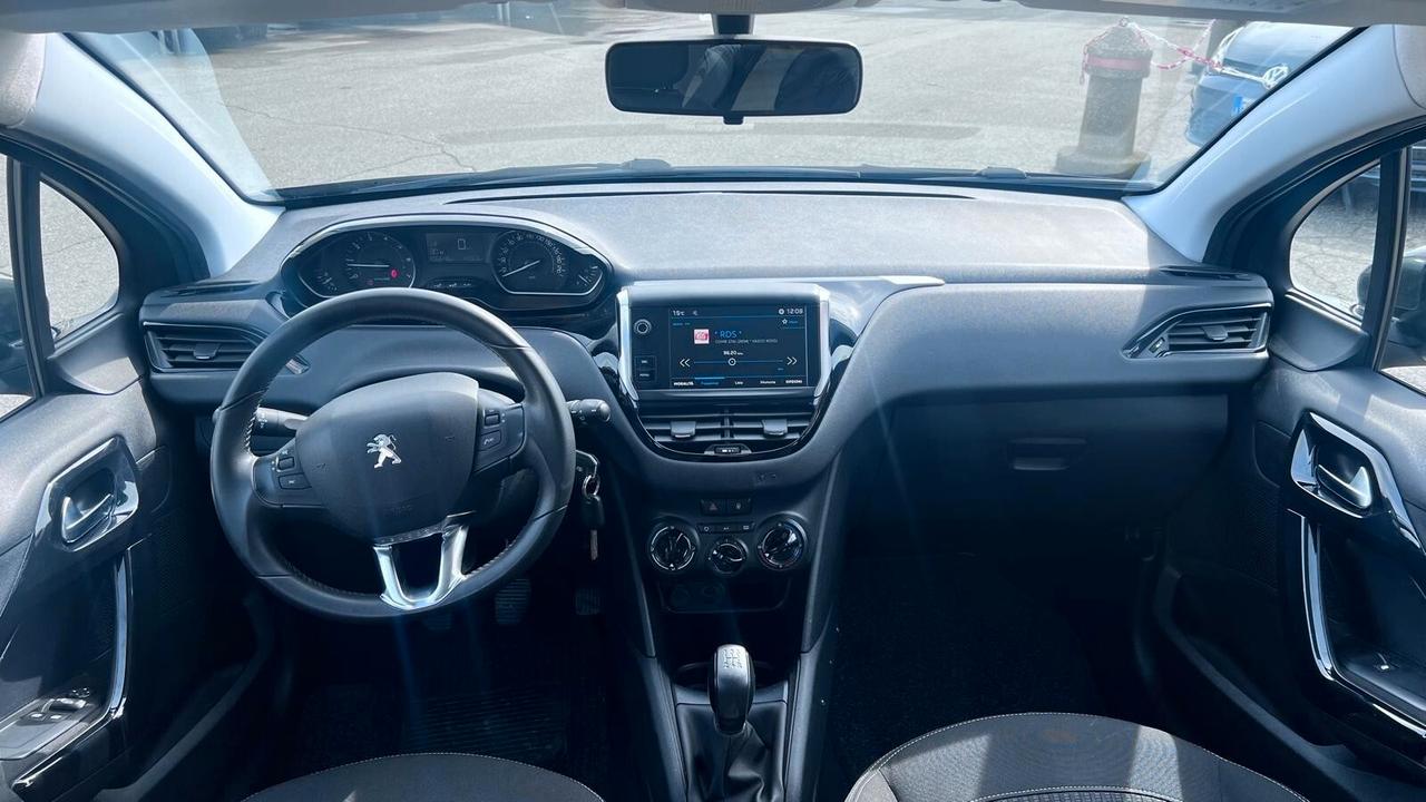 Peugeot 208 PureTech 82 5 porte Allure