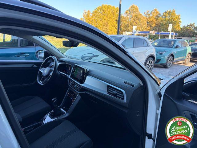 VOLKSWAGEN T-Roc 1.0 TSI RESTYLING ANCHE NEOPATENTATI