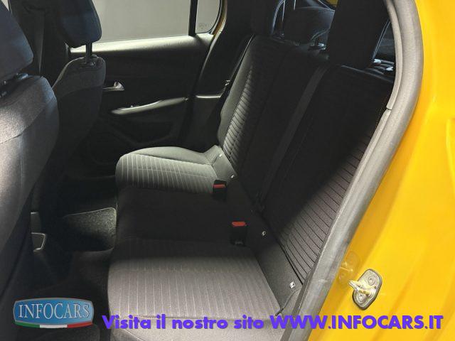 PEUGEOT 208 75 cv Active - Neopatentati - PROMO