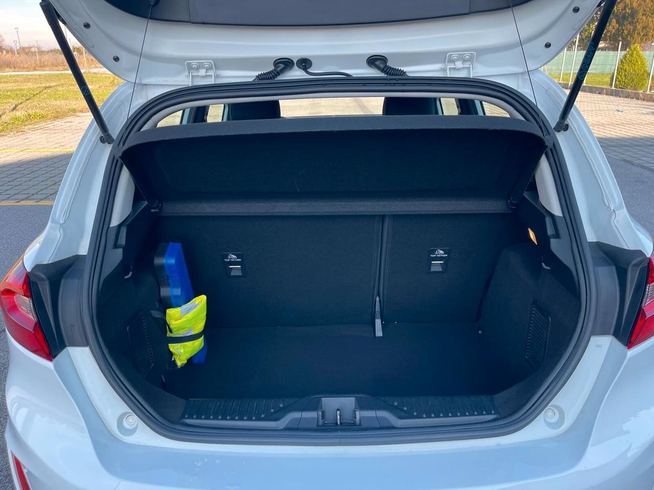 Ford Fiesta 1.5 EcoBlue Tdci 5 porte Connect S NEOPATENTATI