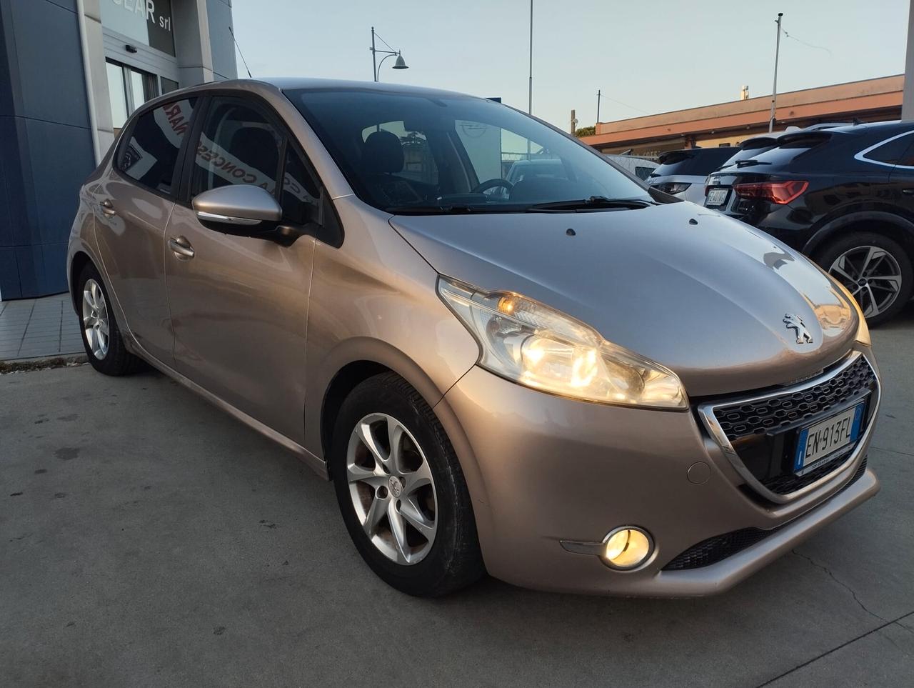 Peugeot 208 1.4 HDi 68 CV 5 porte Active