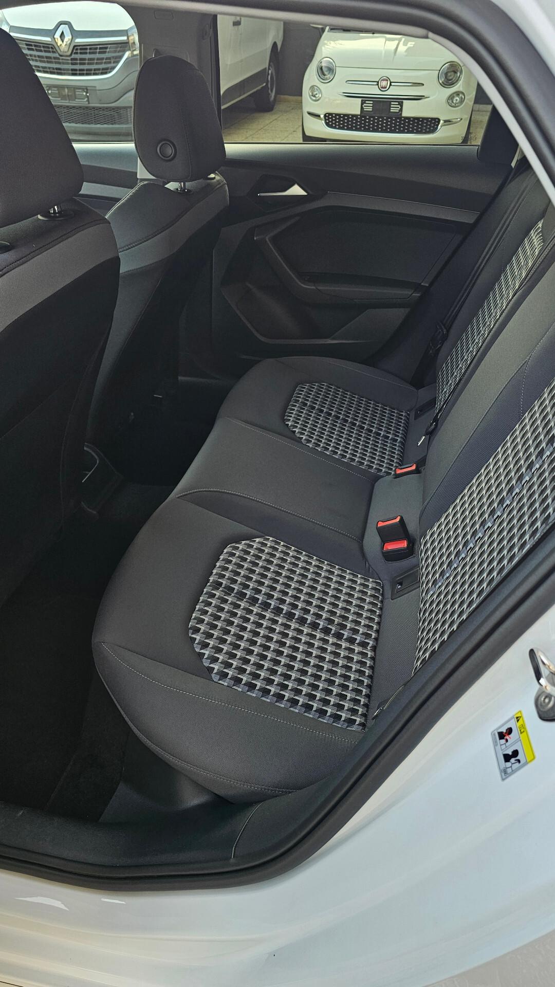 A1 SPB 30 TFSI S tronic Identity Black S-LINE INTERNO ESTERNO LED TAGL UFF GAR AUDI