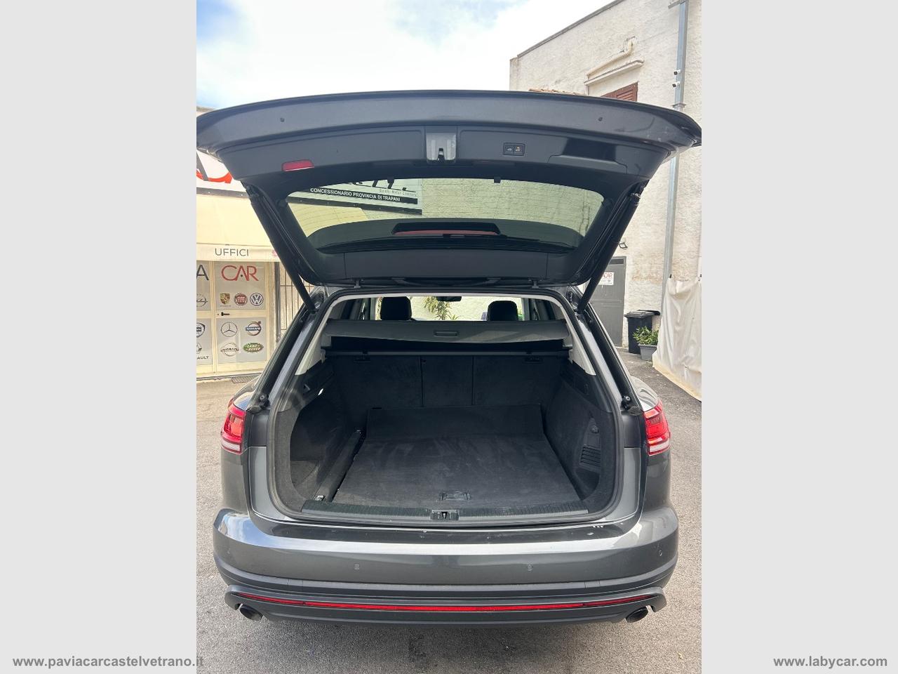 VOLKSWAGEN Touareg 3.0 TDI Advanced
