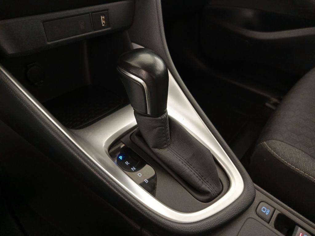 TOYOTA Yaris 4ª serie - Yaris 1.5 Hybrid 5 porte Business