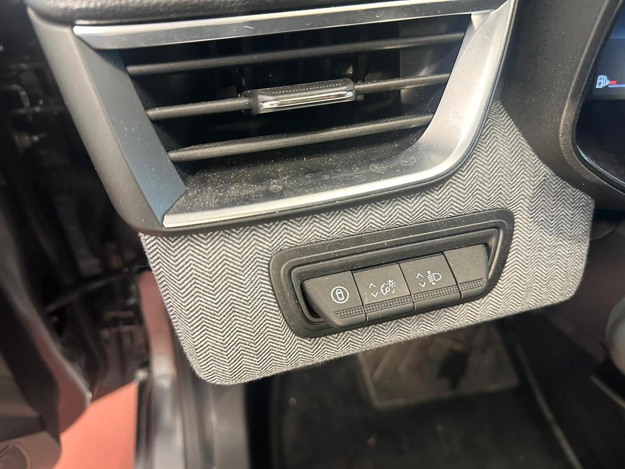 Renault Clio TCe 90 CV 5 porte Techno