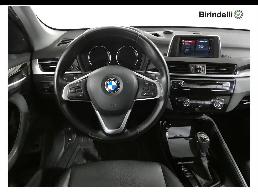 BMW X1 (F48) - X1 xDrive18d xLine