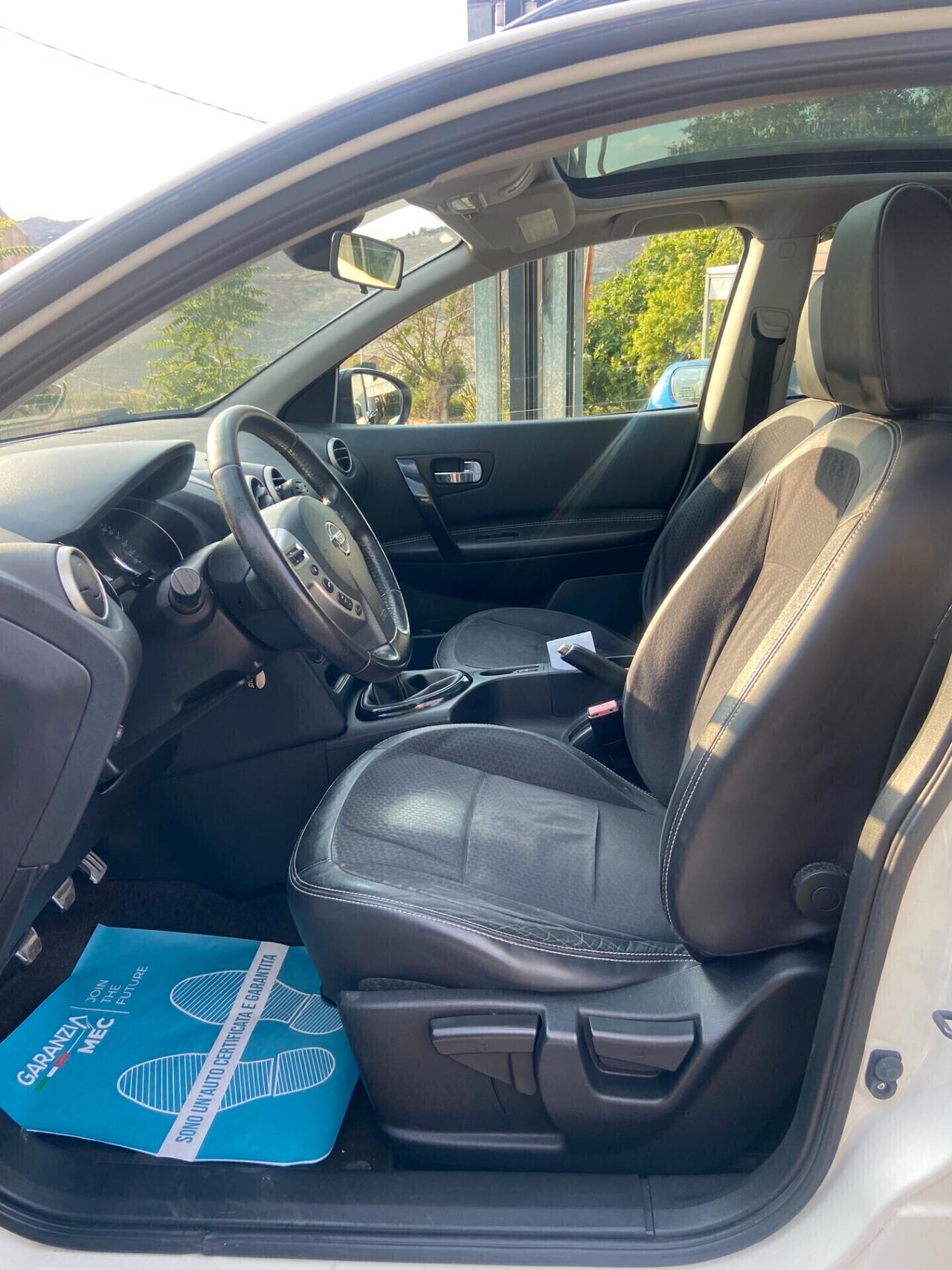 Nissan Qashqai 1.6 dCi Tekna (Tetto-Navi-Retro)