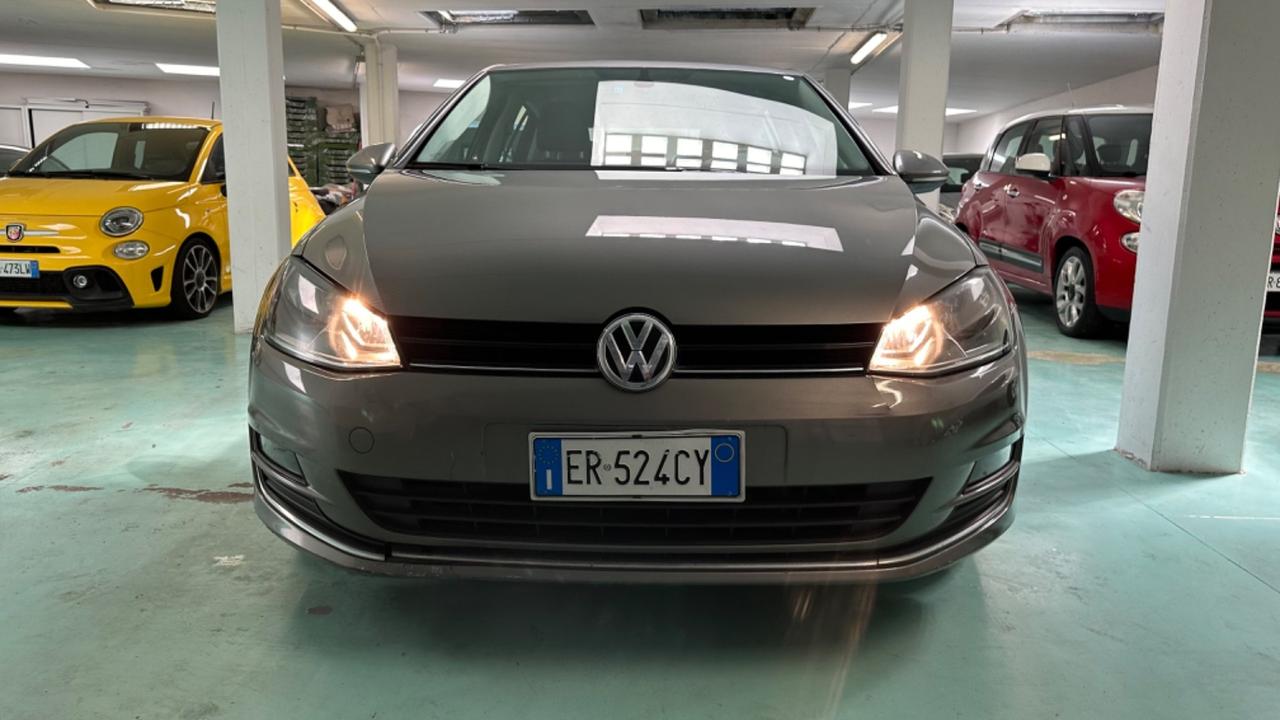 Volkswagen Golf 1.6 TDI 110 CV DSG 5p. Highline(anche per neopatentati)