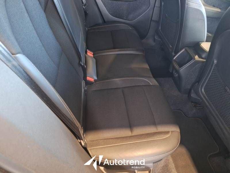 Volvo XC40 T3 163 CV Automatica NAVI LED Business Plus