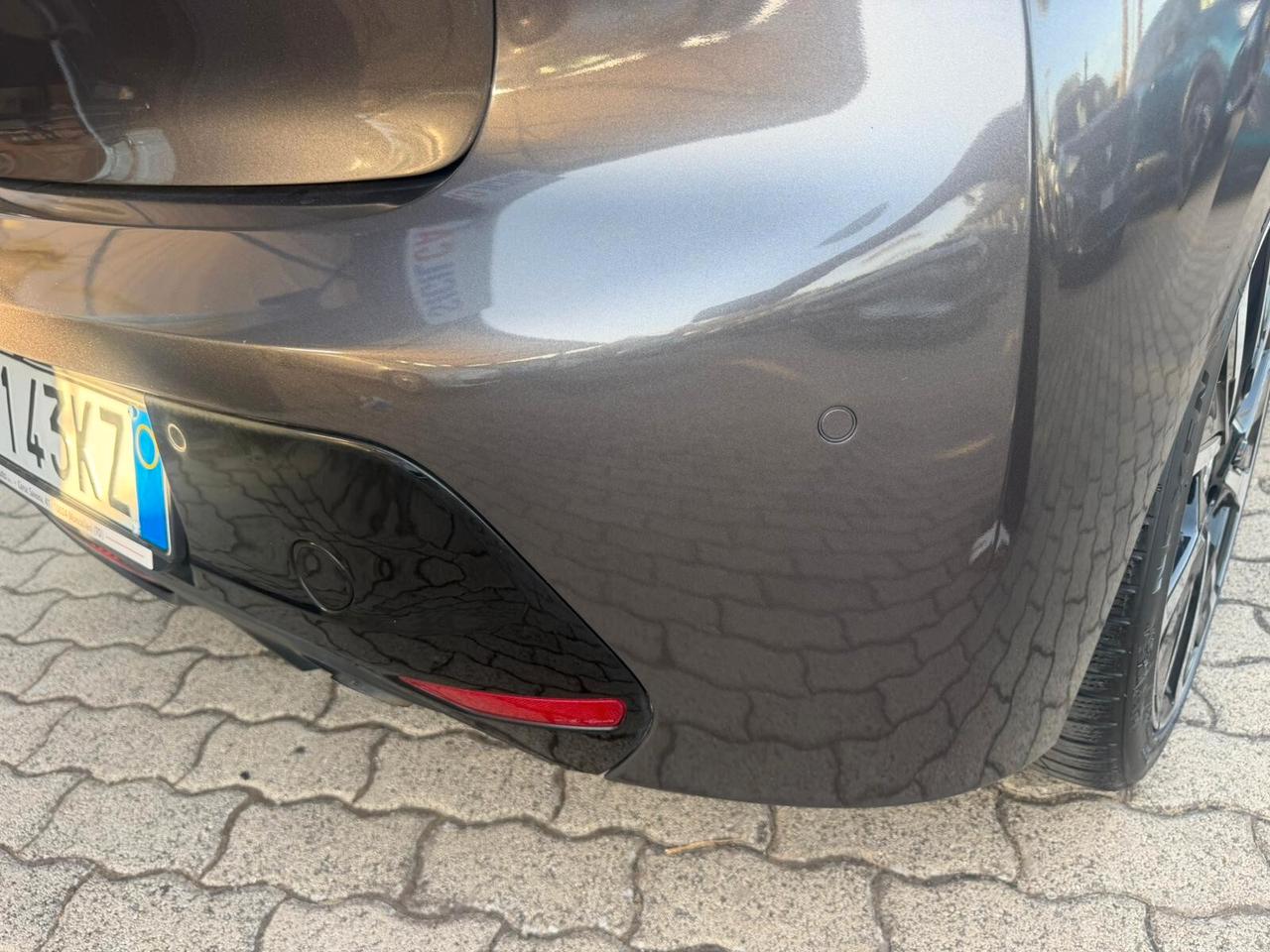 Peugeot 208 PureTech 100 Stop&Start 5 porte Allure