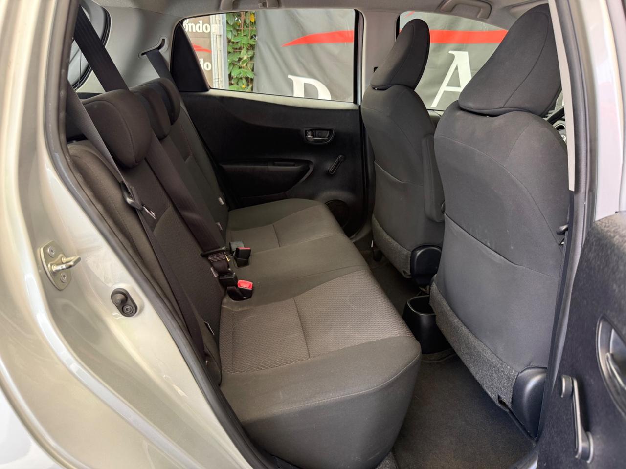Toyota Yaris 1.3 5 porte