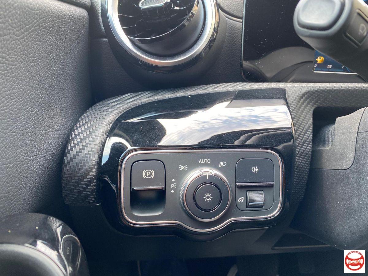 MERCEDES - Classe A A 180 d Business auto