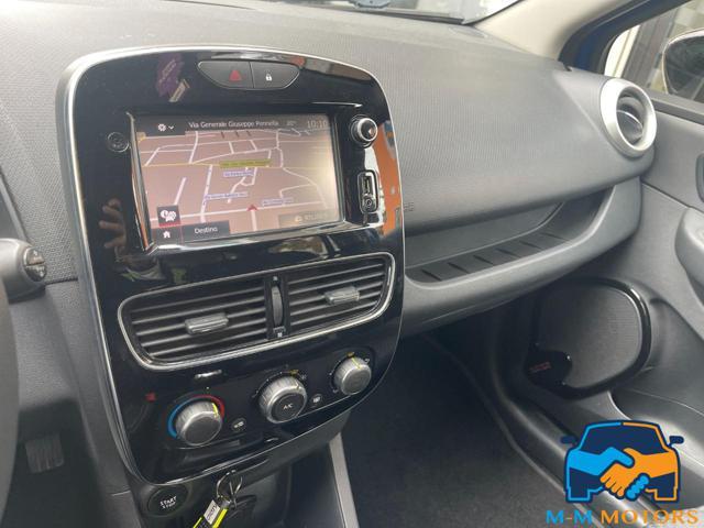 RENAULT Clio neo patentati + garanzia 12 mesi