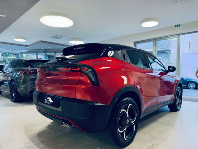 Alfa Romeo Junior 1.2 ibrida Speciale 145cv edct6