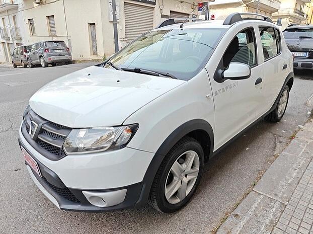 DACIA Sandero Stepway 1.5 dCi *NAVI* - 11/2013