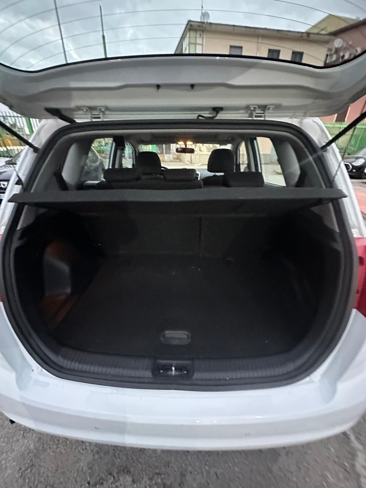 Kia Venga 1.4 GPL Cool