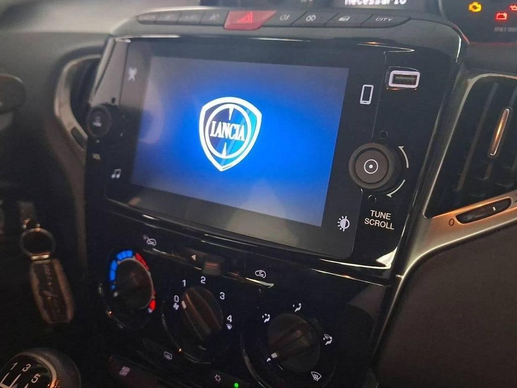 Lancia Ypsilon 5 Porte 1.0 FireFly Hybrid Gold