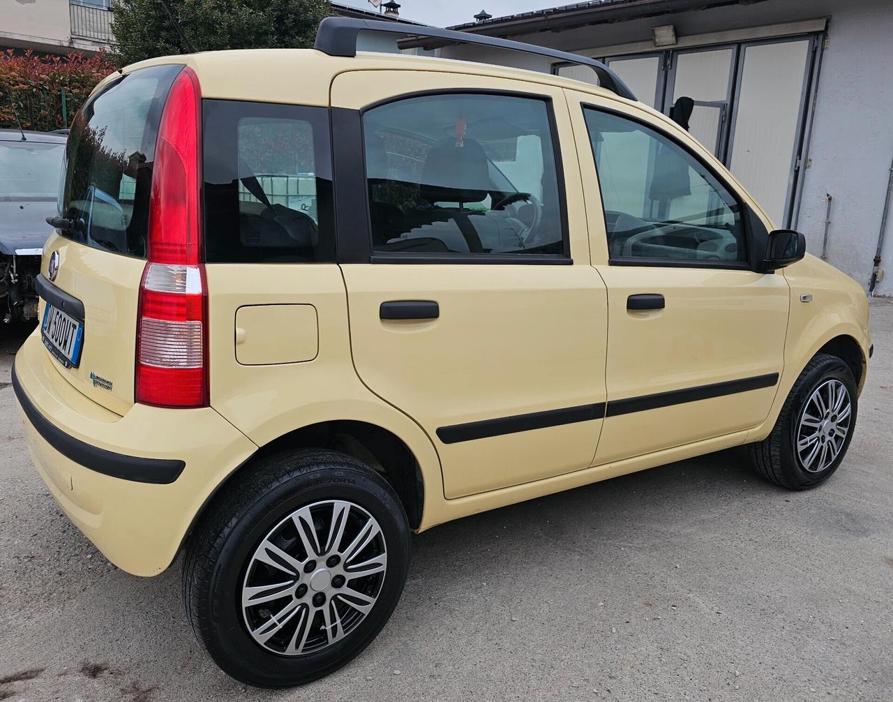 FIAT PANDA 1.2 GUIDABILE DA NEOPATENTATI GARANZIA 12 MESI